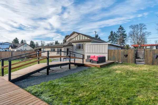 9450 MCNAUGHT ROAD|Chilliwack Proper East, Chilliwack, BC V2P6E8