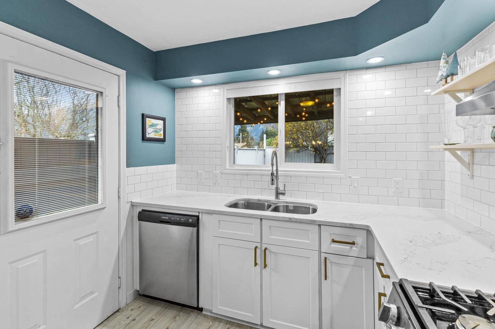 Hope, BC V0X1L0,563 DOUGLAS STREET|Hope