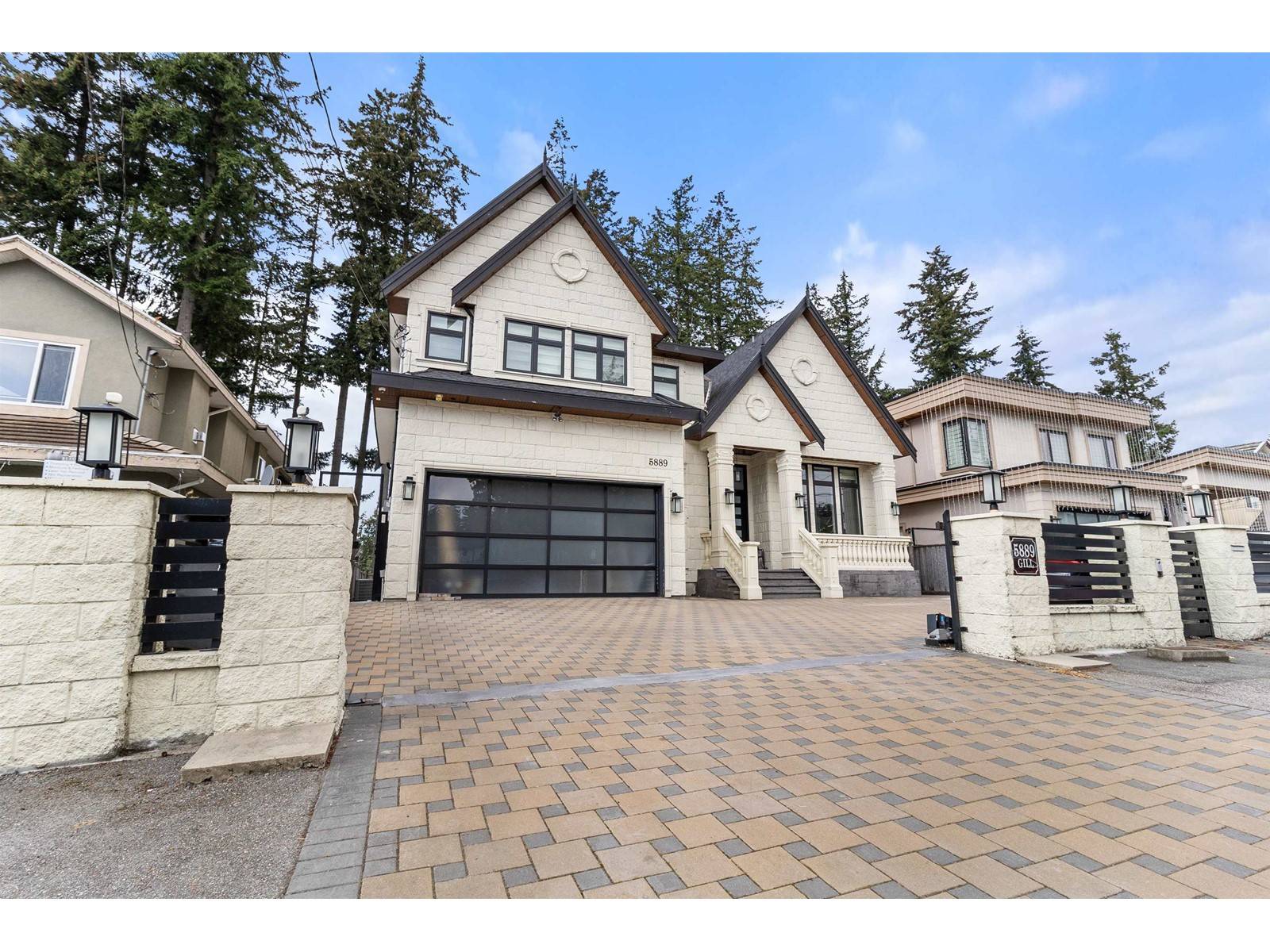 5889 124A STREET, Surrey, BC V3X1X4