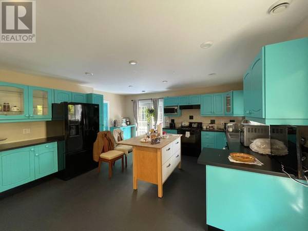 Delta, BC V4M1B4,5065 1 AVENUE