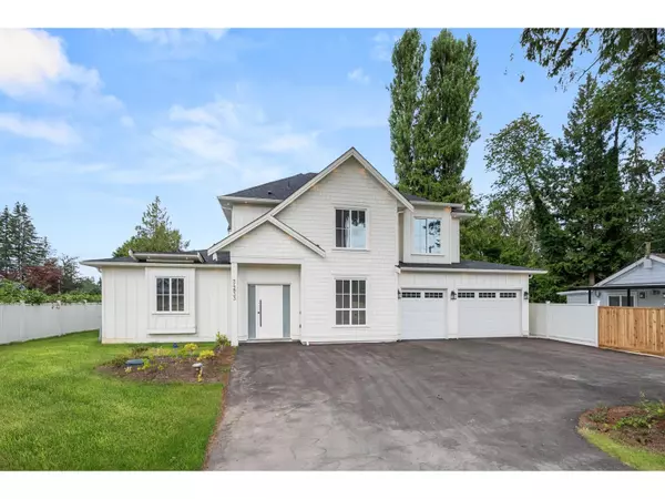 Langley, BC V4W1W7,24833 ROBERTSON CRESCENT