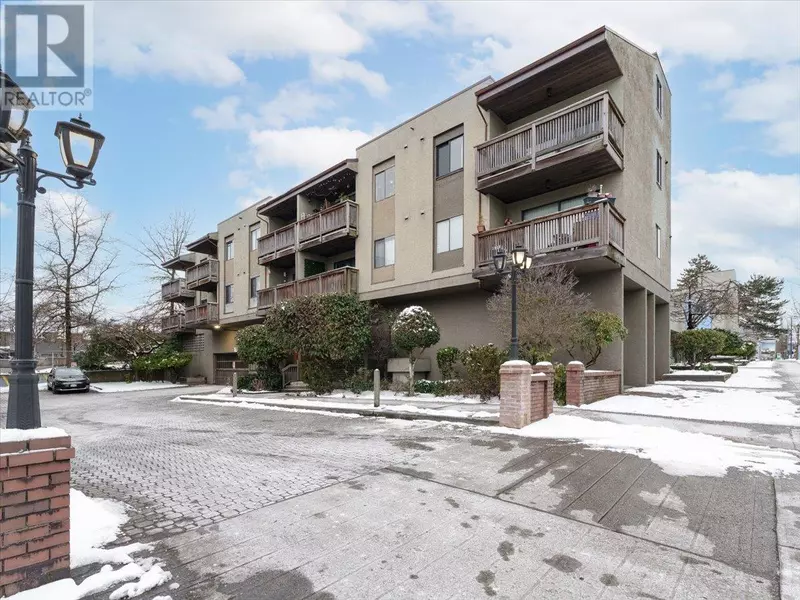 1202 LONDON ST #206, New Westminster, BC V3M5Z6