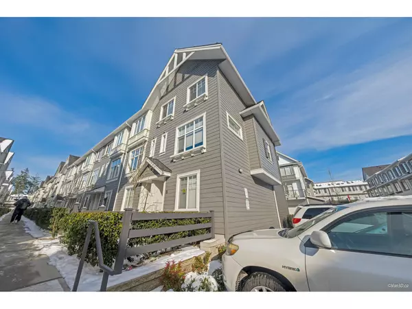 Surrey, BC V4N6W8,15778 85 AVE #57