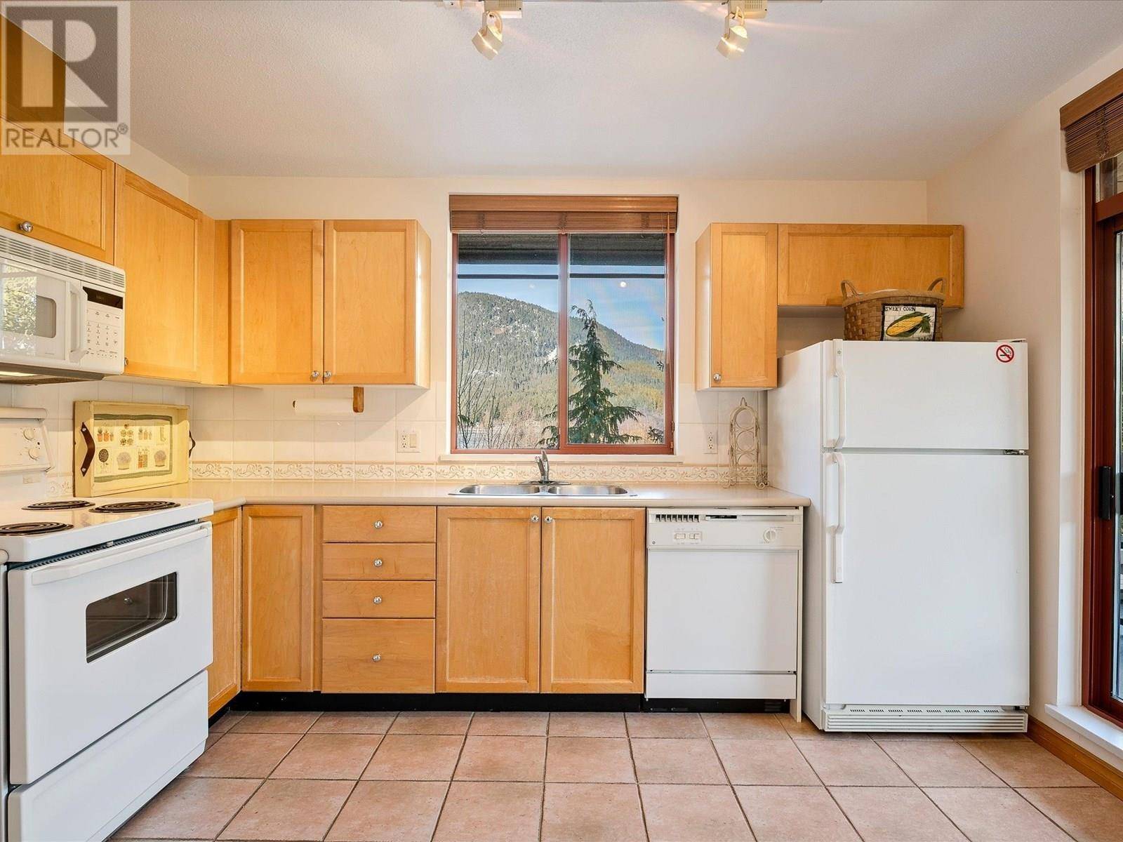 Whistler, BC V8E1J7,8080 NICKLAUS NORTH BLVD #207