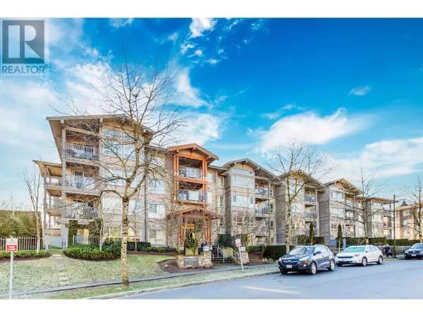 Coquitlam, BC V3E0B5,3132 DAYANEE SPRINGS BLVD #401