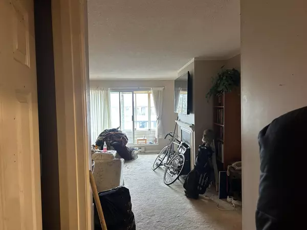 White Rock, BC V4B3Y1,1354 WINTER #303