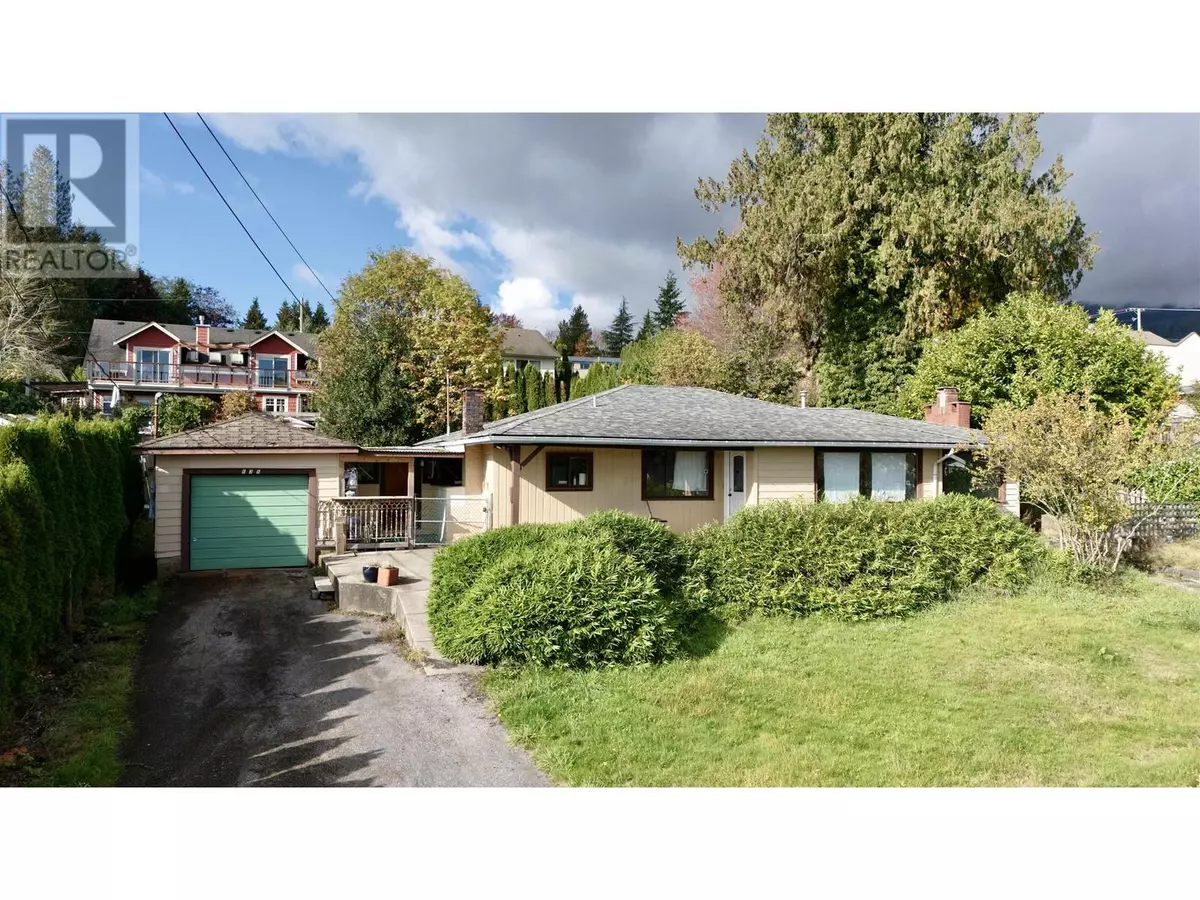 Gibsons, BC V0N1V9,635 MARTIN ROAD