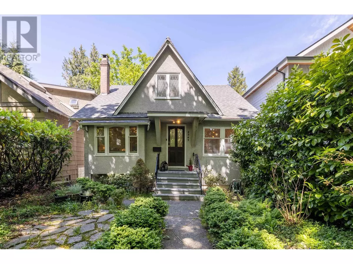 Vancouver, BC V6R2L9,4343 W 11TH AVENUE