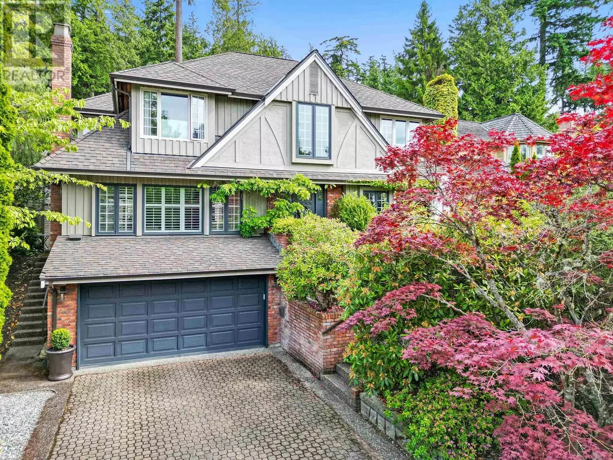 West Vancouver, BC V7W3E6,4817 MEADFEILD ROAD