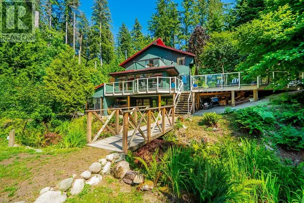 Port Moody, BC V3H5B6,2250 FARRER COVE PLACE