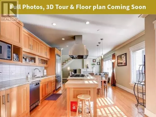 West Vancouver, BC V7S3J6,2276 BOULDER COURT