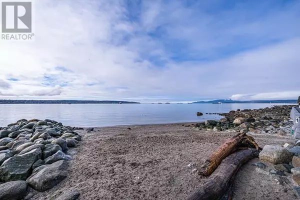 Vancouver, BC V6G1Z3,2015 BEACH AVE #401