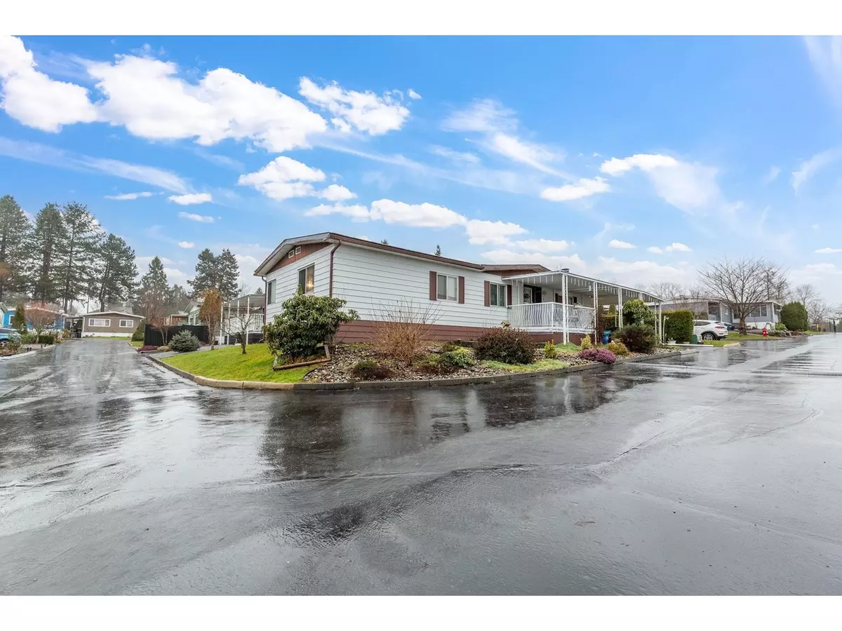 Surrey, BC V3W4V1,8234 134 ST #131