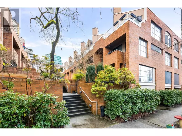 744 West 7TH AVE #10, Vancouver, BC V5Z1B8