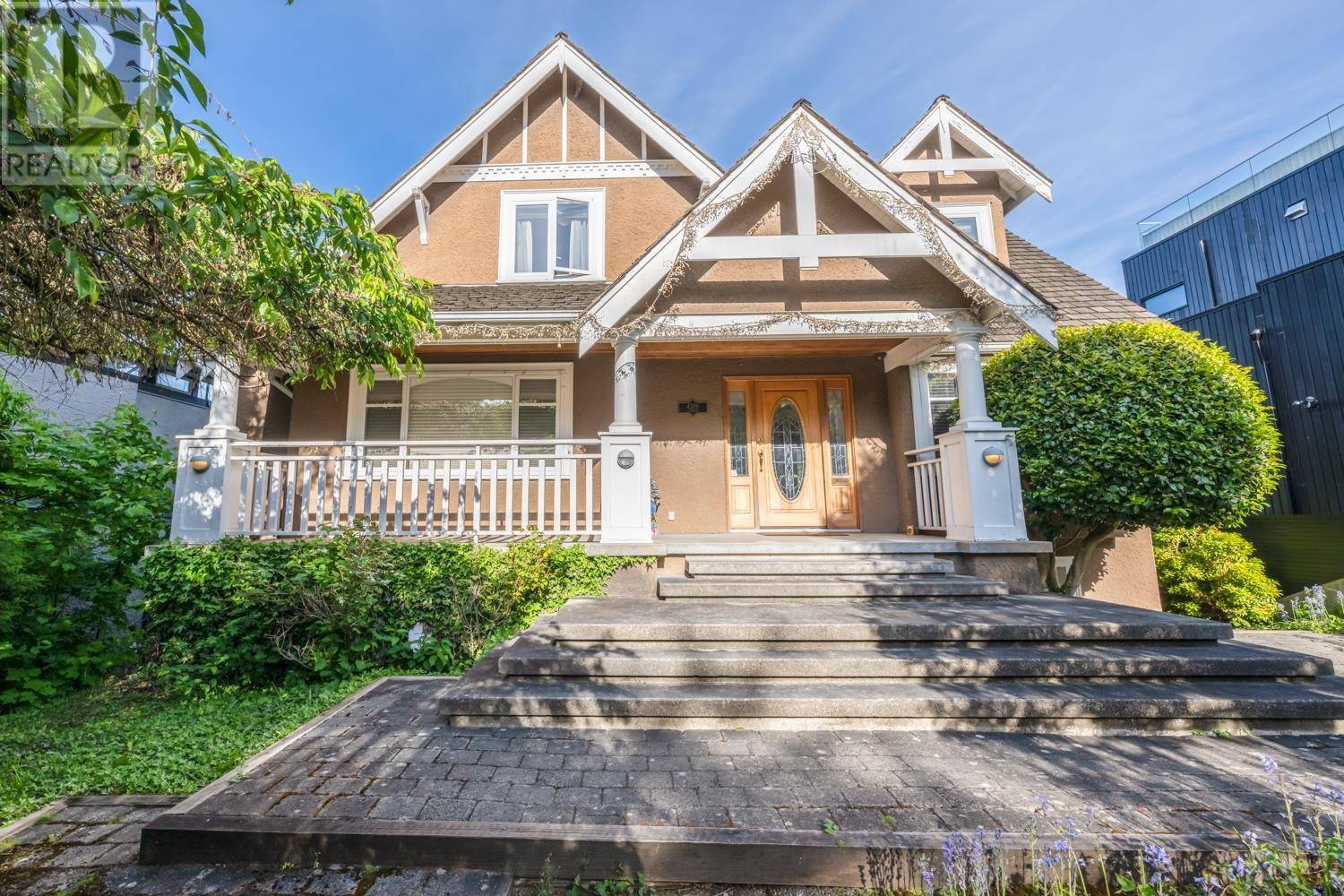 4389 LOCARNO CRESCENT, Vancouver, BC V6R1G2