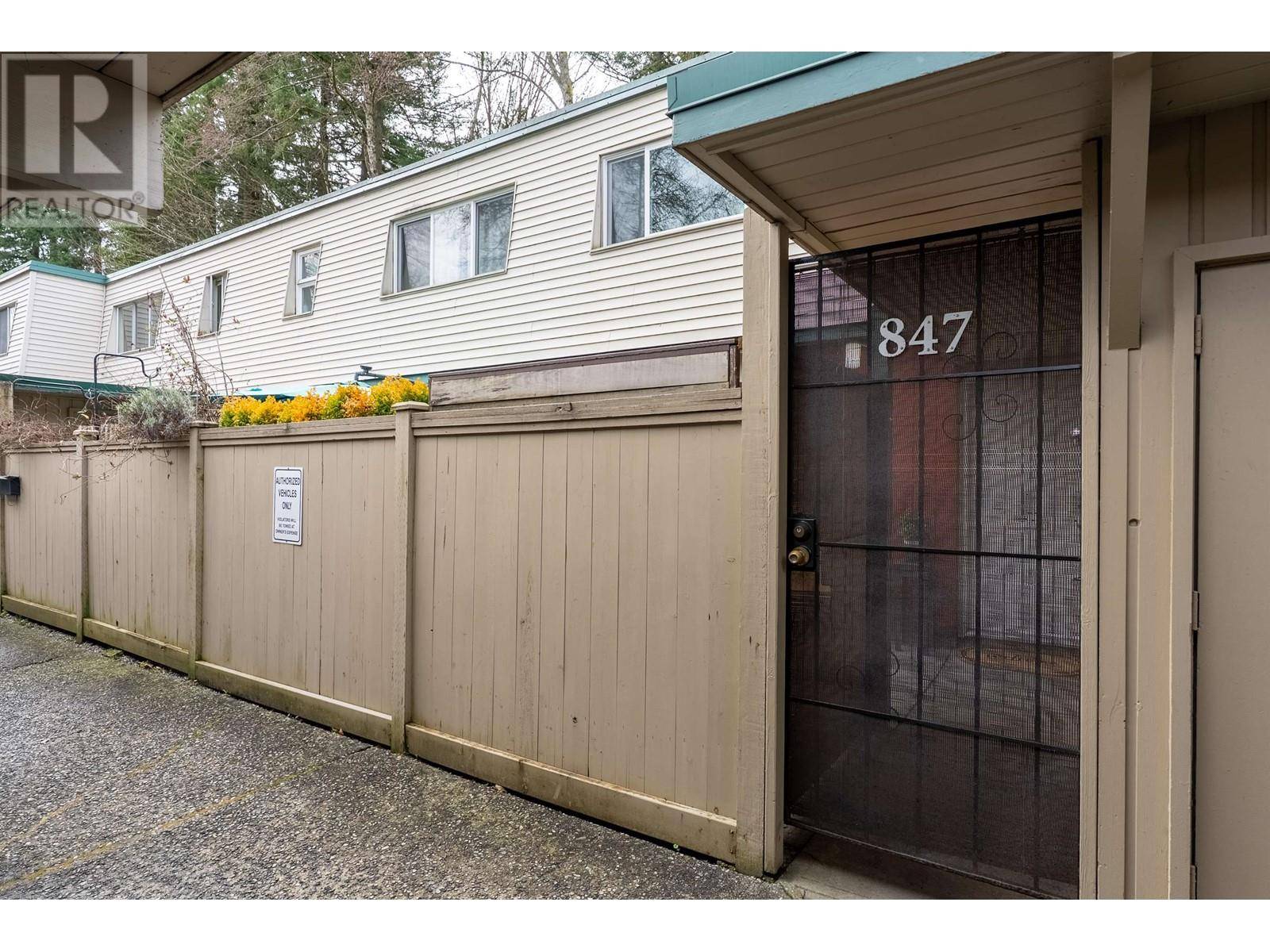 North Vancouver, BC V7N3X9,847 WESTVIEW CRESCENT