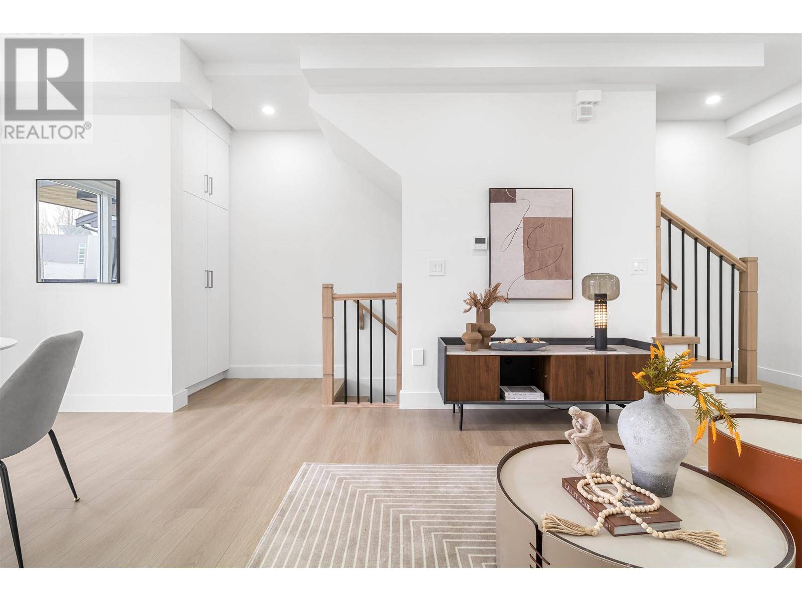 Richmond, BC V6V1B6,22551 WESTMINSTER HWY #1