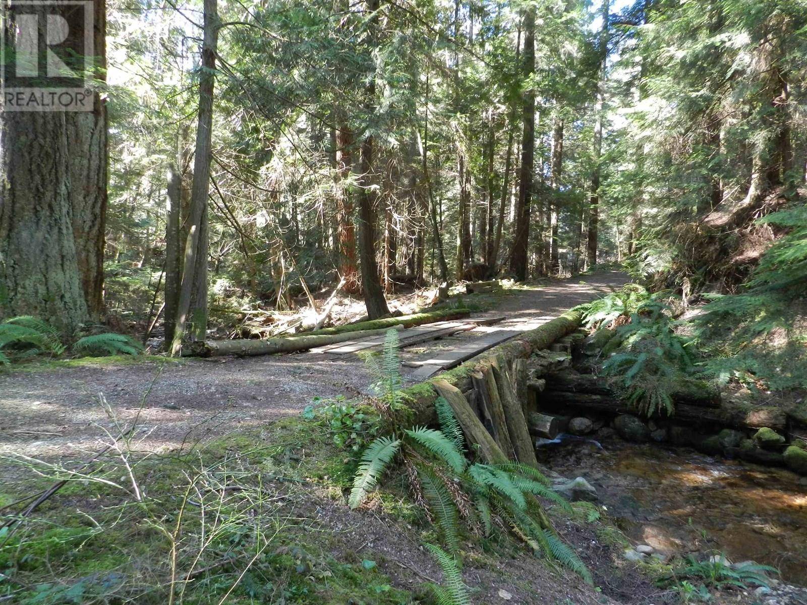 Roberts Creek, BC V0N2W2,1239 LOCKYER ROAD