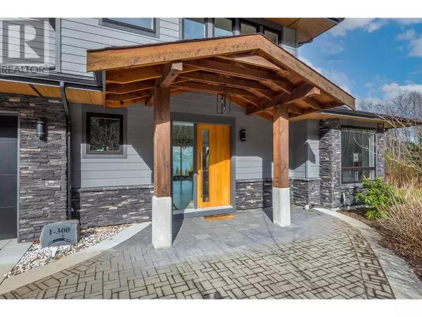West Vancouver, BC V8B1A3,300 FURRY CREEK DR #1