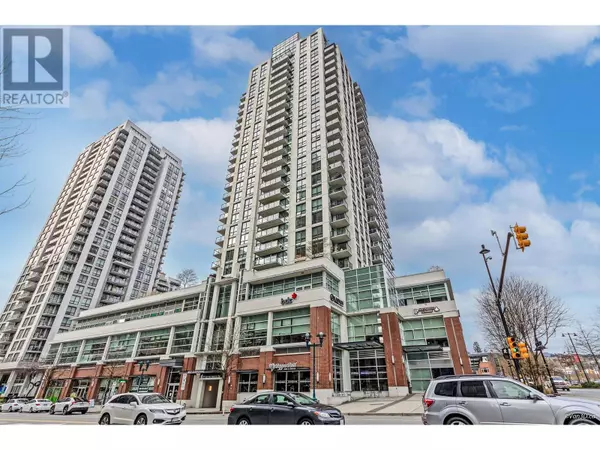 3007 GLEN DR #2208, Coquitlam, BC V3B0L8