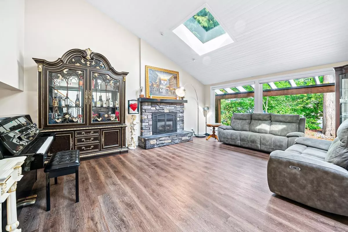 Delta, BC V4E2P2,7037 WOODCREST PLACE