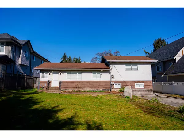 14095 110 AVENUE, Surrey, BC V3R1Z3