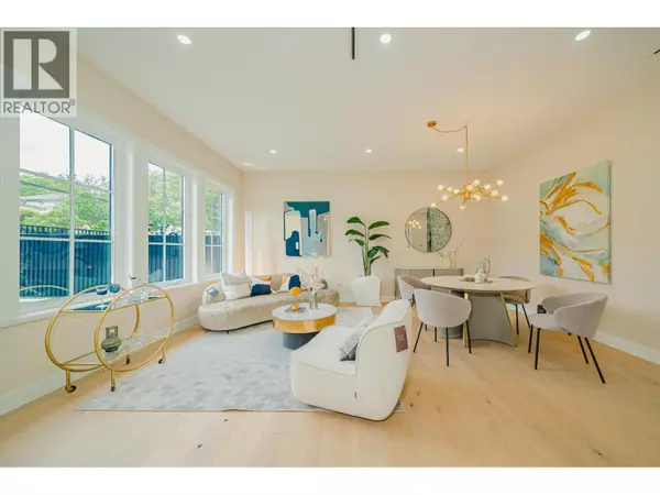Burnaby, BC V5H1J7,5115 BUXTON ST #1