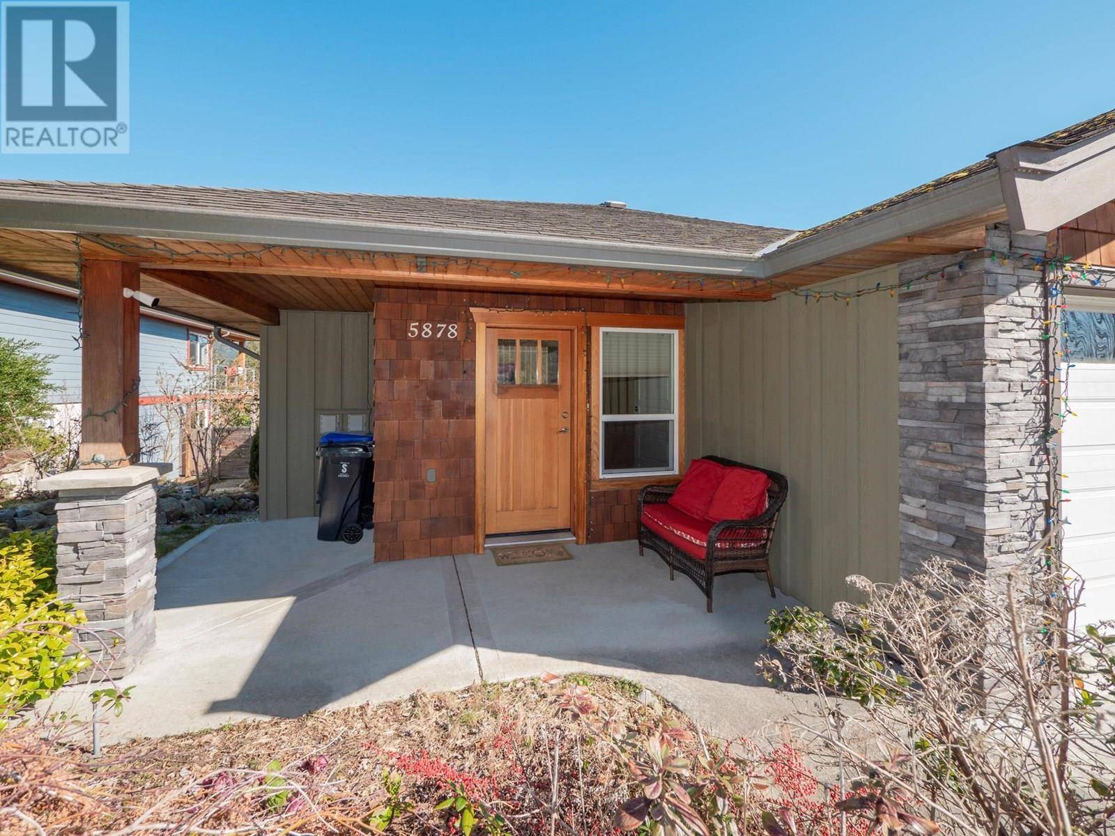 Sechelt, BC V0N3A0,5878 MEDUSA STREET