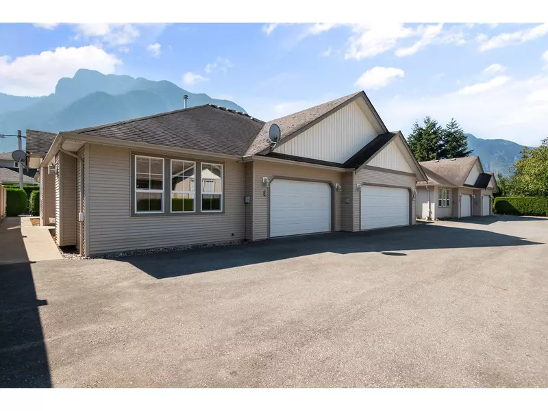 648 COQUIHALLA ST #3, Hope, BC V0X1L0