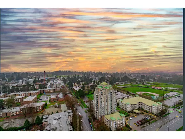 Surrey, BC V3T4B2,13428 105 AVE #2501