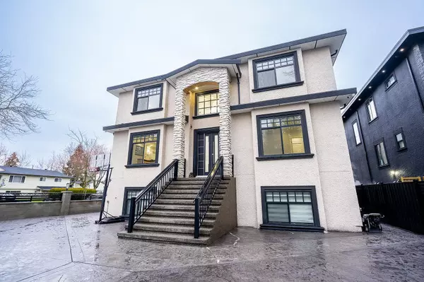 9518 132 STREET, Surrey, BC V3V5R3