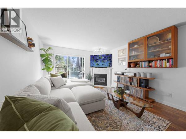 1500 OSTLER CT #505, North Vancouver, BC V7G2S2