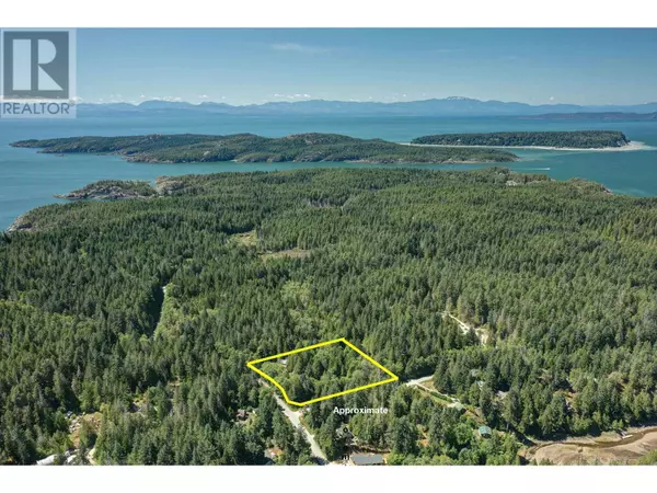 Halfmoon Bay, BC V7Z1G1,5479-5487 BROOKS ROAD