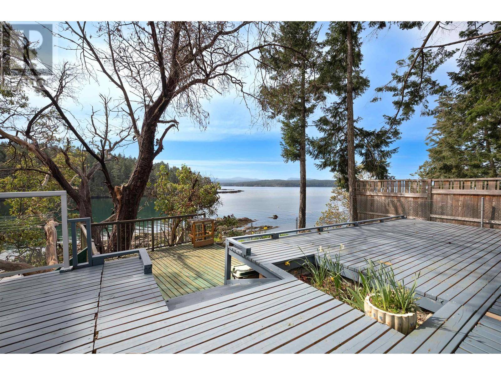 Mayne Island, BC V0N2J2,246 LEIGHTON LANE
