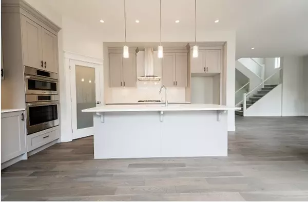 White Rock, BC V3Z9X9,2142 167 STREET