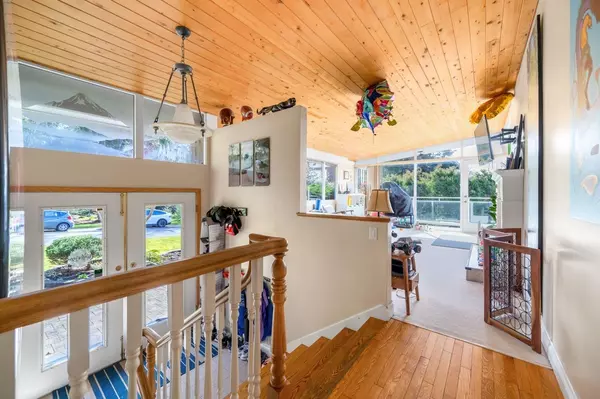 White Rock, BC V4B3N8,1501 HIGH STREET