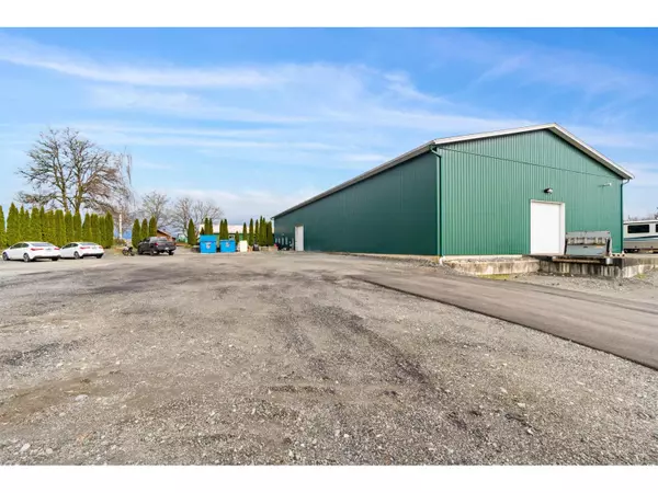 21115 102B AVENUE, Langley, BC V1M3J5