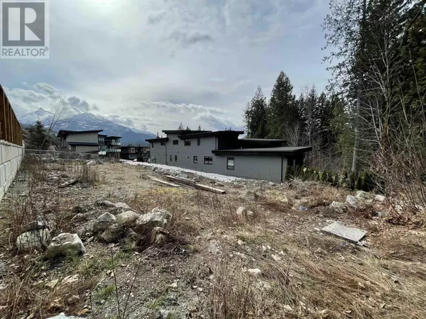 3355 DESCARTES PLACE, Squamish, BC V8B0V5