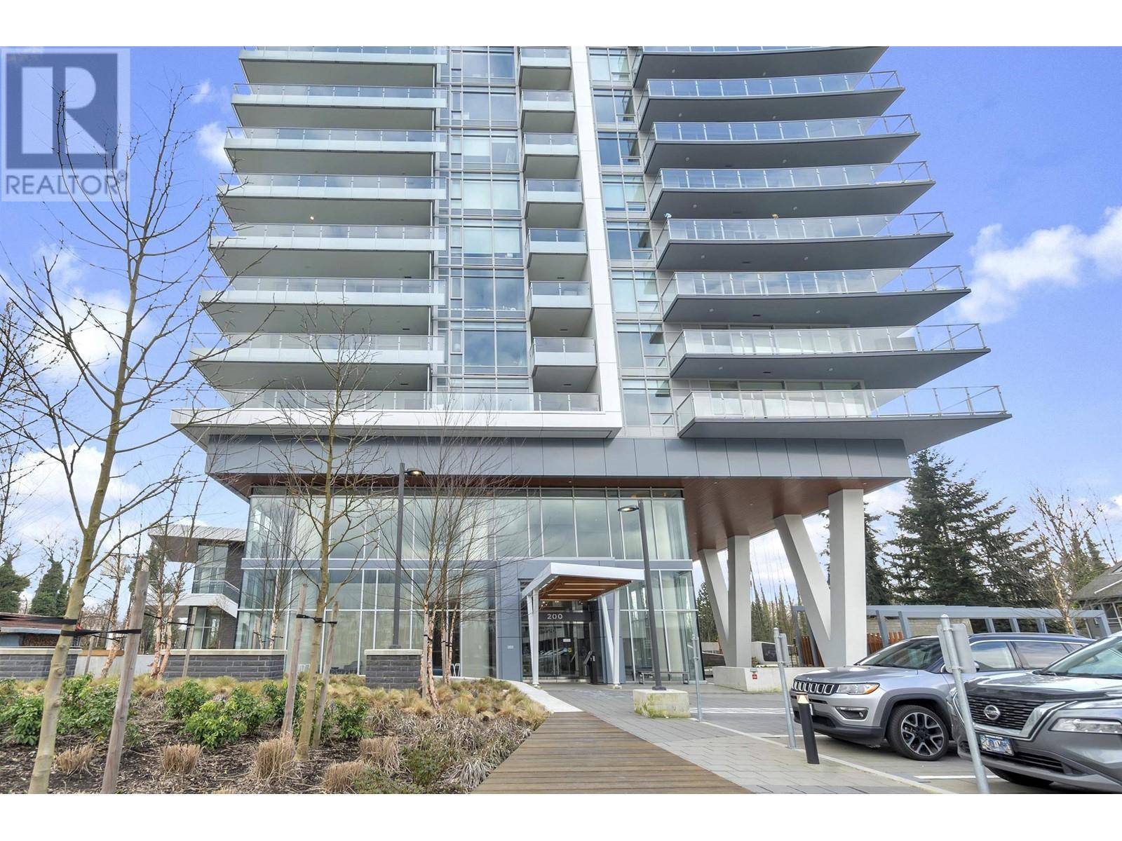 200 KLAHANIE CT #1405, West Vancouver, BC V7P0E4