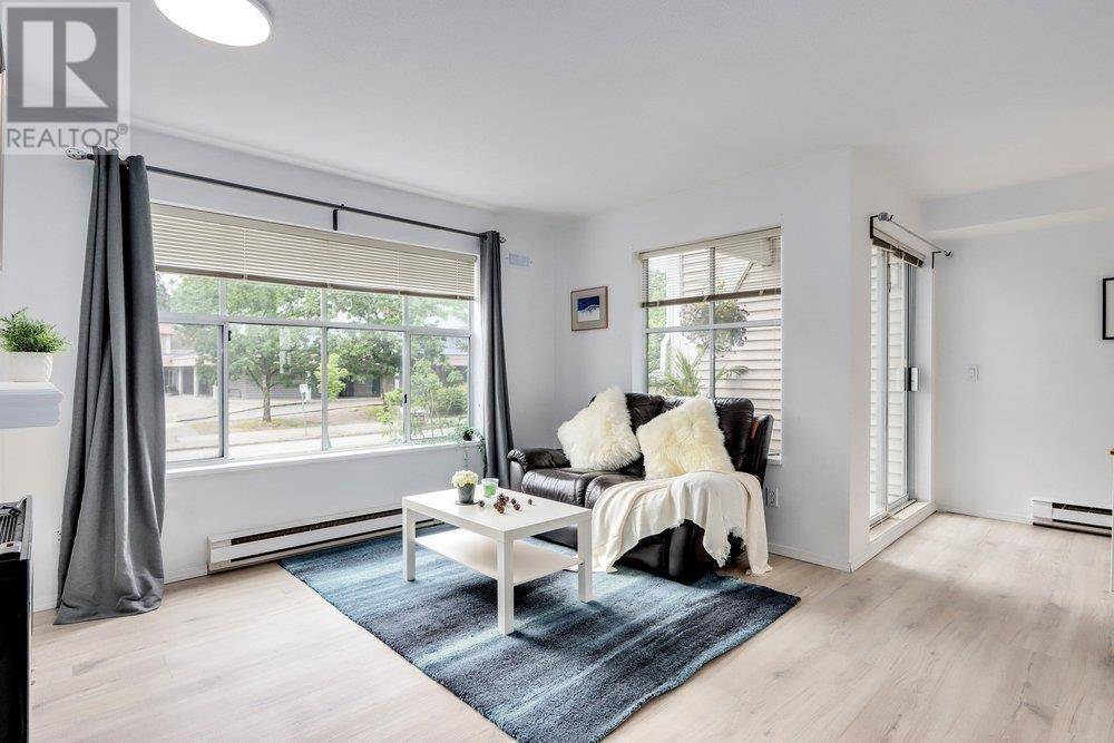 Port Coquitlam, BC V3C6B3,2450 HAWTHORNE AVE #17