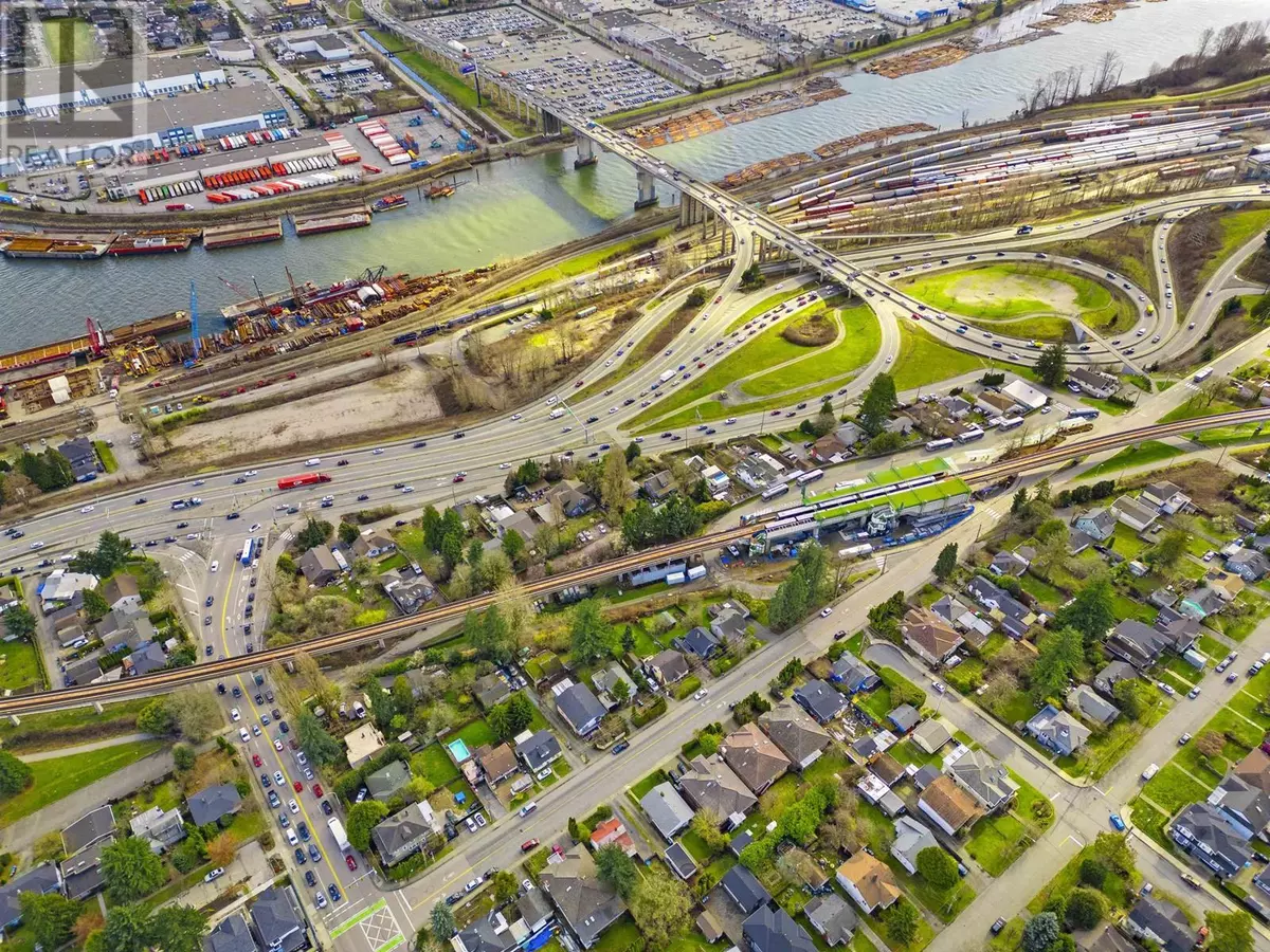 New Westminster, BC V3M2H2,2125 MARINE WAY