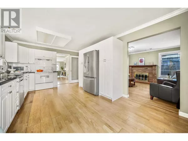Vancouver, BC V6P2H7,1659 W 63RD AVENUE
