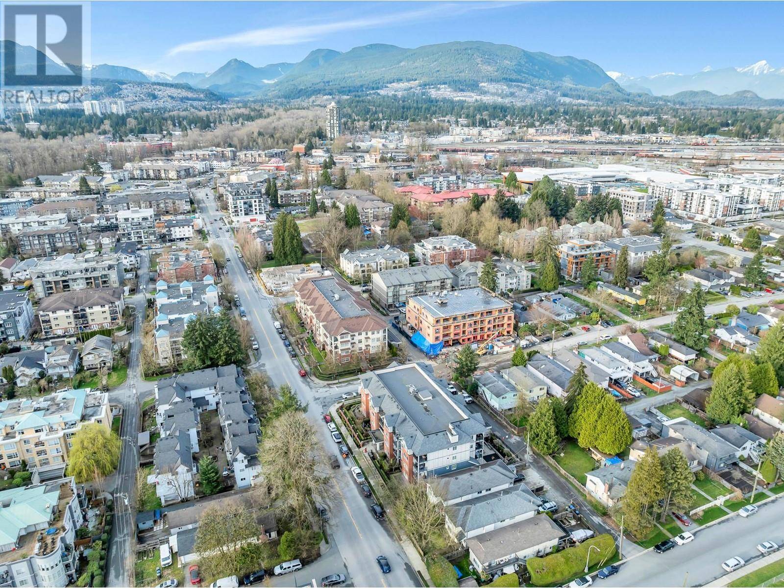 Port Coquitlam, BC V3C3C8,2268 SHAUGHNESSY ST #207