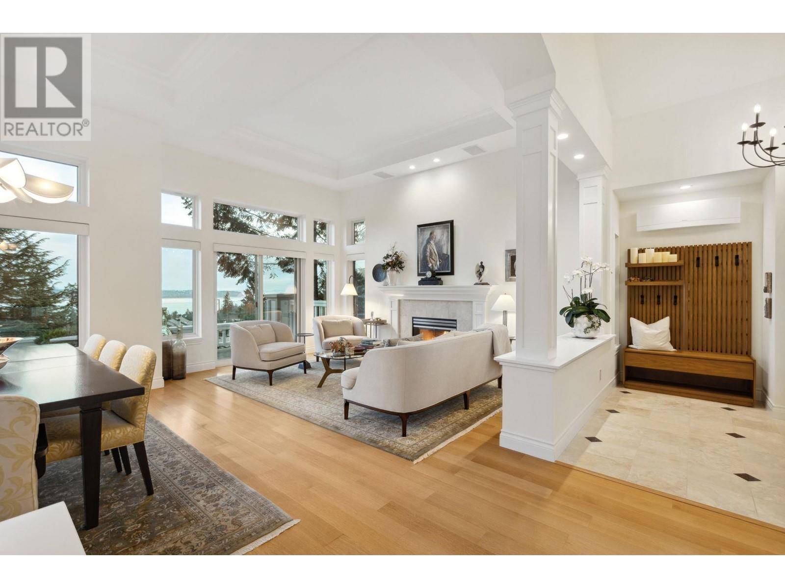 4948 EDENDALE LANE, West Vancouver, BC V7W3H7