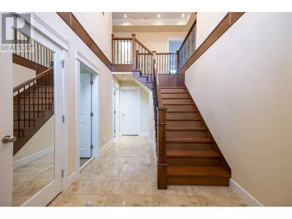 Burnaby, BC V5G2M4,4346 WILDWOOD CRESCENT