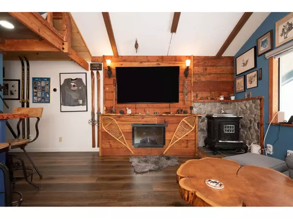 Agassiz, BC V0M1A1,21000 ENZIAN WAY #601B