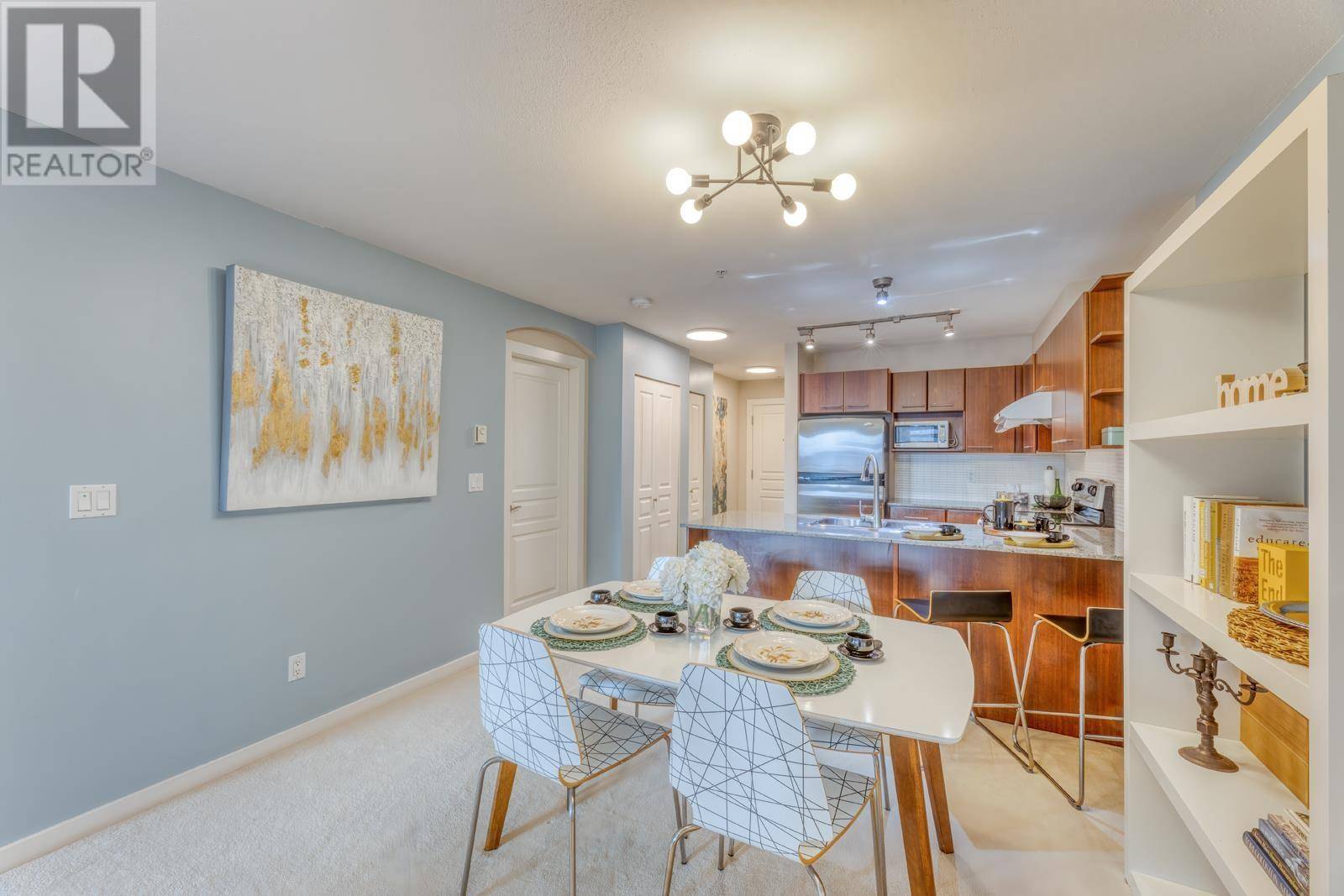 Burnaby, BC V5C0C5,4788 BRENTWOOD DR #319