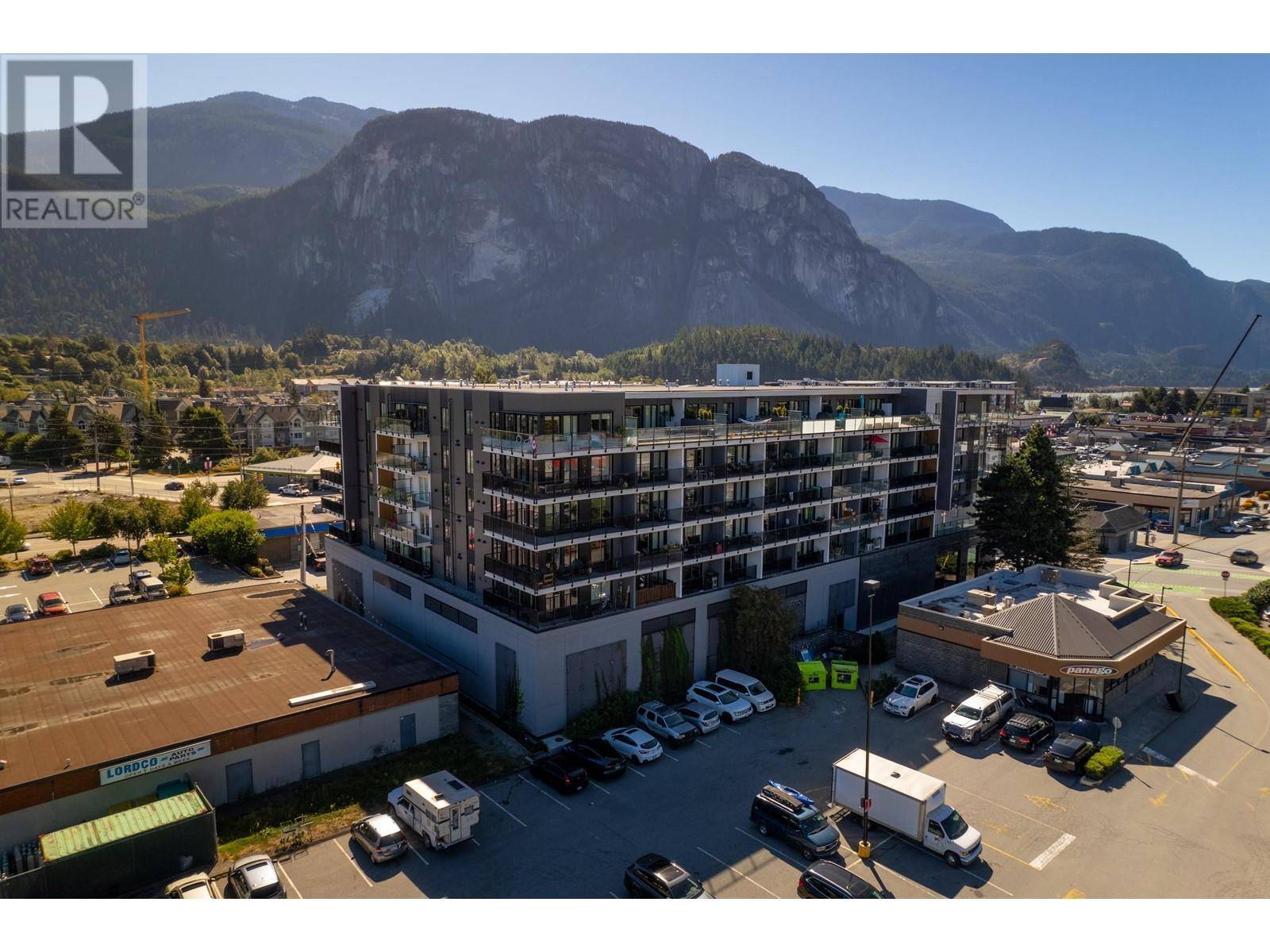 Squamish, BC V8B0J8,1365 PEMBERTON AVE #416