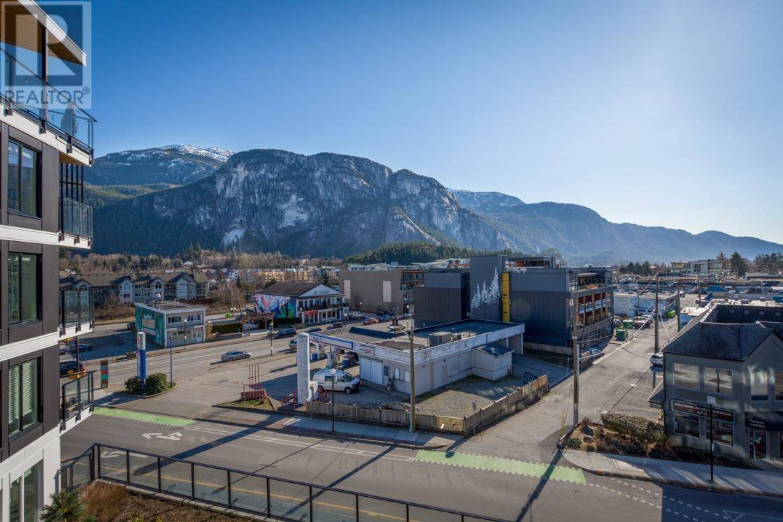Squamish, BC V8B0J8,1365 PEMBERTON AVE #416