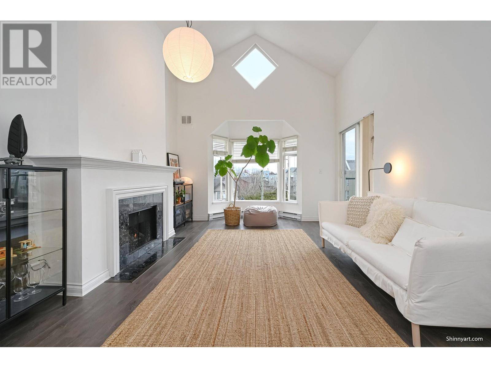 7633 ST. ALBANS RD #308, Richmond, BC V6Y3W7
